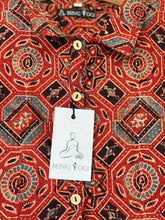 Load image into Gallery viewer, Women's Ajrakh Print Crop shirt | Red