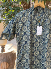 Load image into Gallery viewer, Men's Handblock Printed Short Kurta | Blue