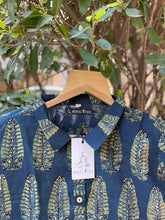 Load image into Gallery viewer, Leaf Print Ajrakh Crop Shirt | Navy Blue