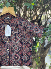 Load image into Gallery viewer, Women&#39;s Ajrakh Print Crop Shirt | Black &amp; Red
