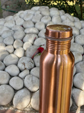 Load image into Gallery viewer, Pure Copper Water Bottle- 950ML
