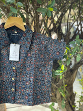 Load image into Gallery viewer, Women&#39;s Ajrakh Print Crop Shirt |Dark blue
