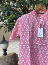 Load image into Gallery viewer, Men&#39;s Hand Block Printed Short Kurta | Pink
